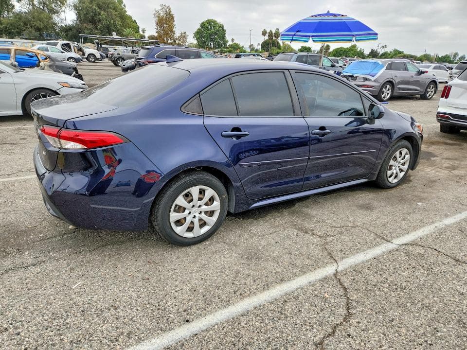 2021 TOYOTA COROLLA LE 3