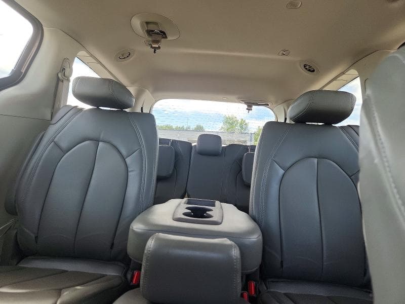 2017 CHRYSLER PACIFICA TOURING 10