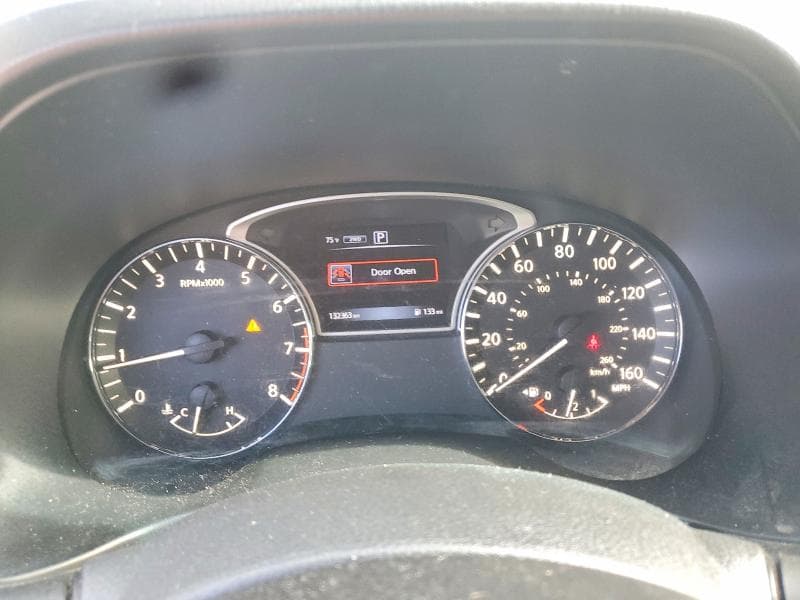 2017 NISSAN PATHFINDER SV 9