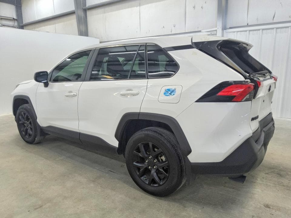 2025 TOYOTA RAV4 LE 2