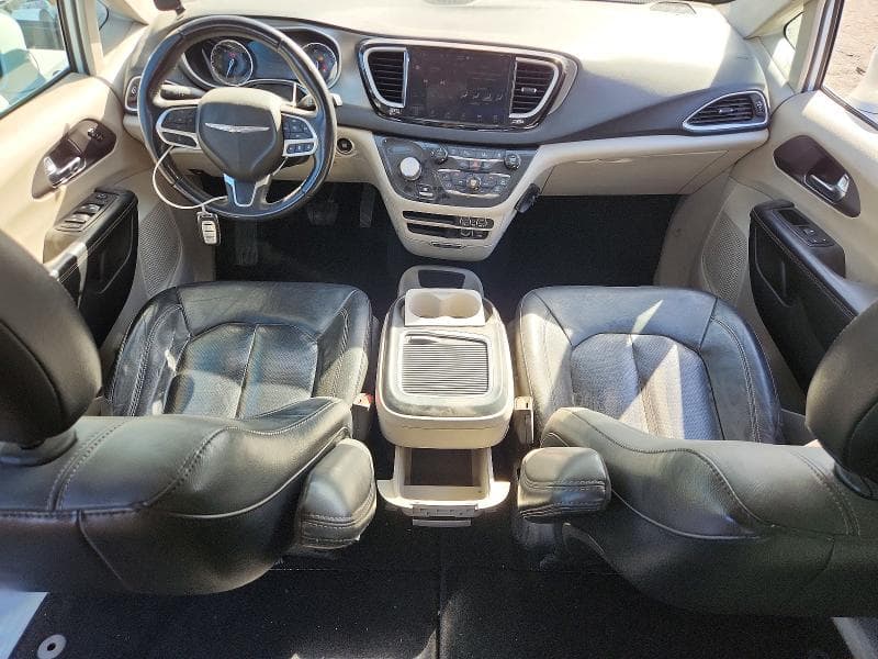 2022 CHRYSLER PACIFICA TOURING L 8