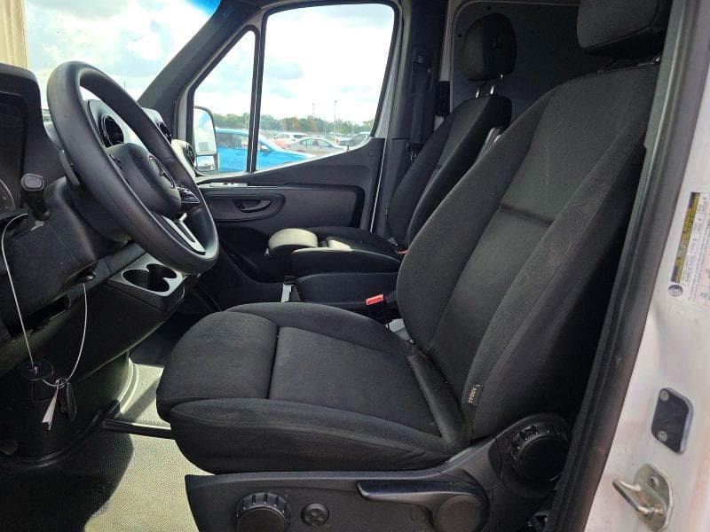2023 MERCEDES-BENZ SPRINTER 2500 11