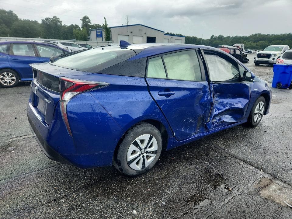 2017 TOYOTA PRIUS TWO 3
