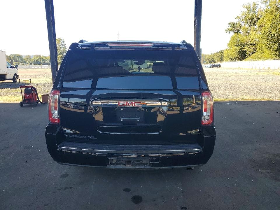 2020 GMC YUKON XL DENALI 6