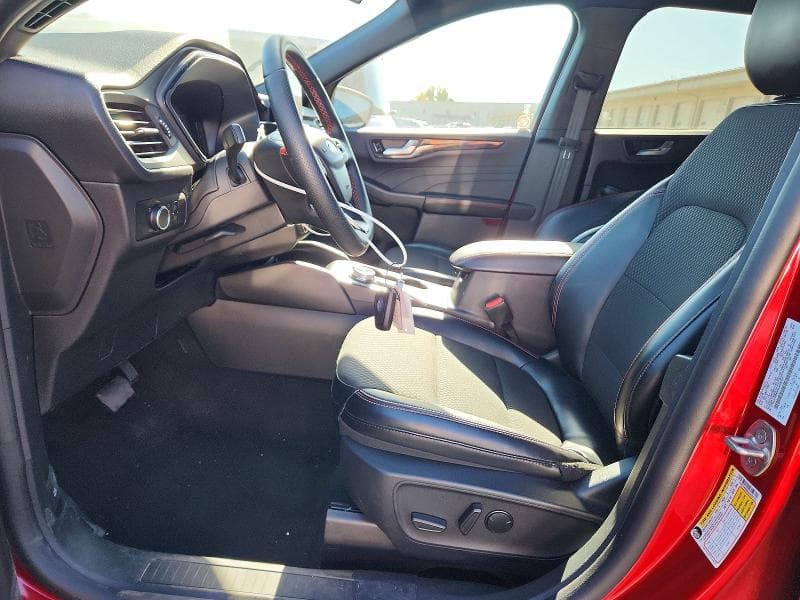2025 FORD ESCAPE ST LINE 7