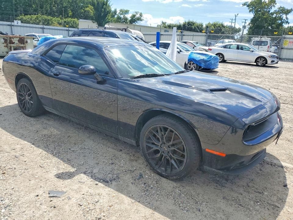 2019 DODGE CHALLENGER SXT 4