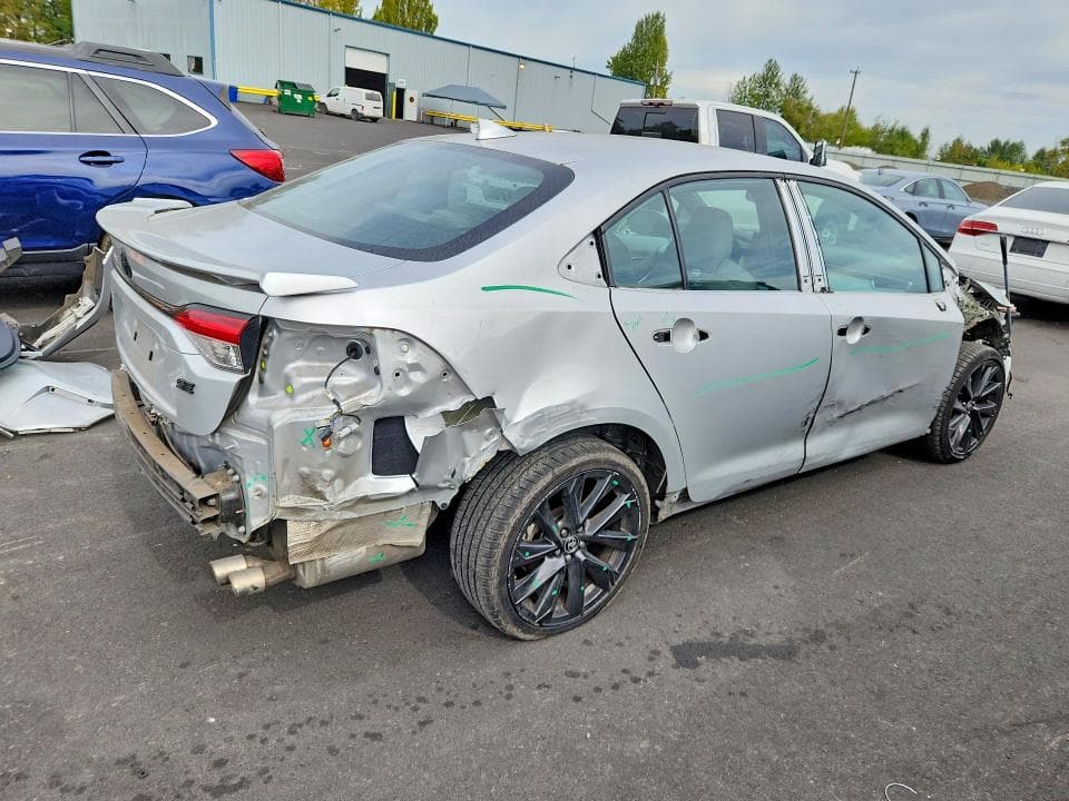 2023 TOYOTA COROLLA SE 3