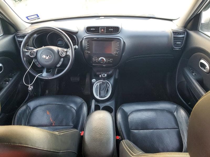 2017 KIA SOUL + 8