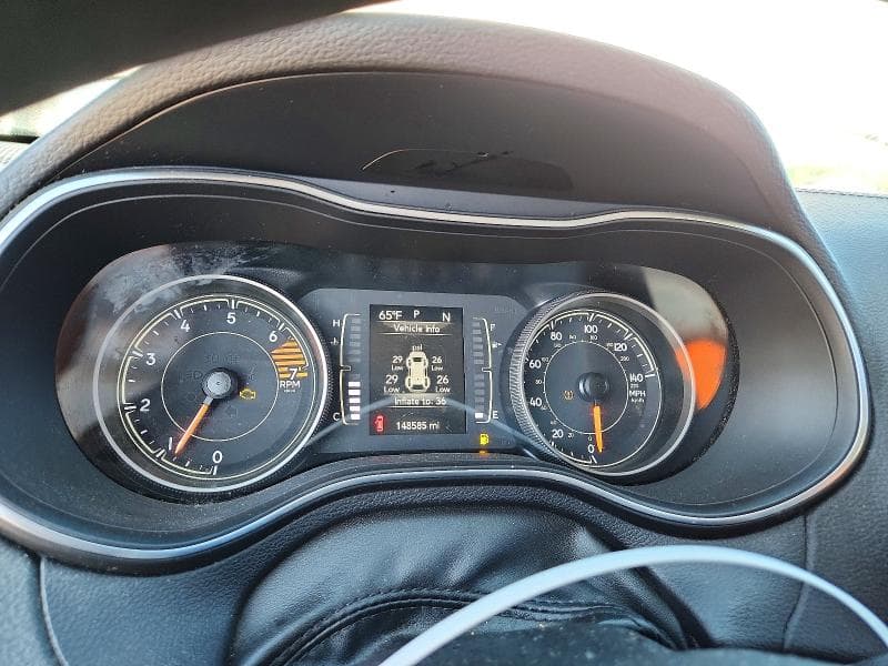 2019 JEEP CHEROKEE LATITUDE 9