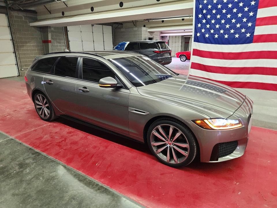 2018 JAGUAR XF S 4