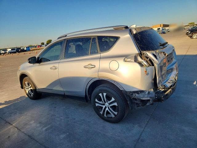2018 TOYOTA RAV4 LE 2
