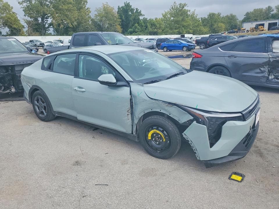 2025 KIA K4 LXS 4