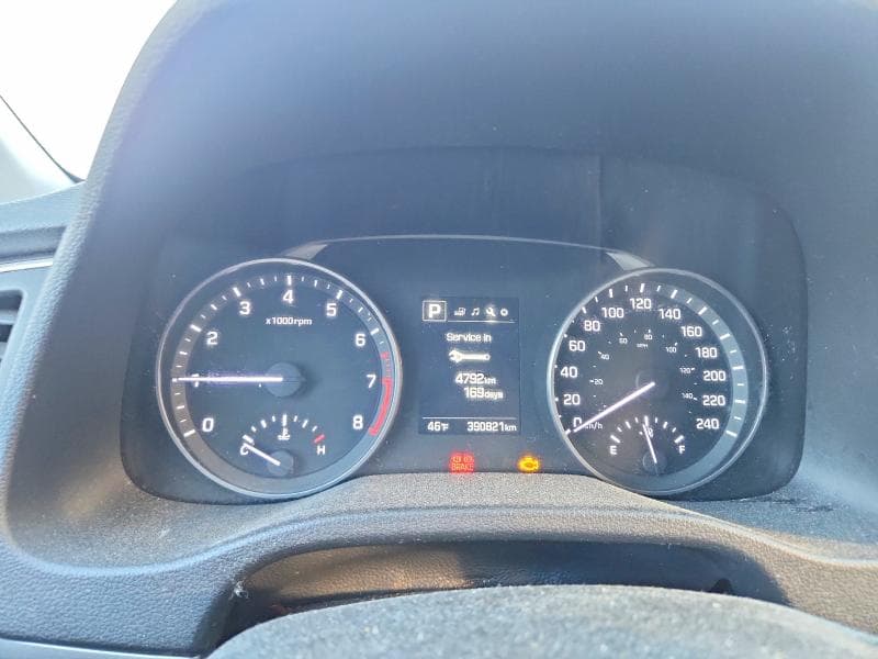 2018 HYUNDAI ELANTRA SEL 9