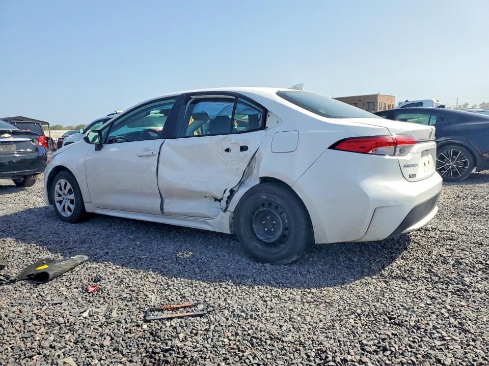 2022 TOYOTA COROLLA LE 2