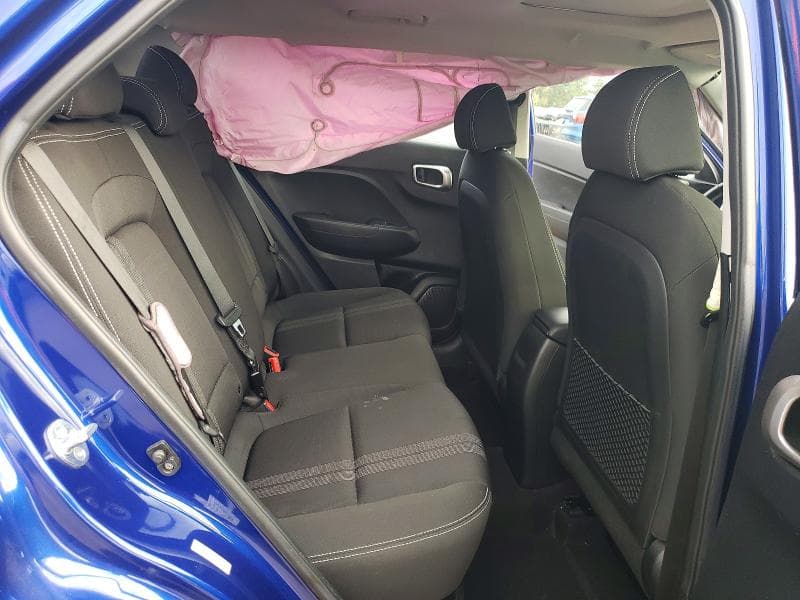 2022 HYUNDAI VENUE SEL 10