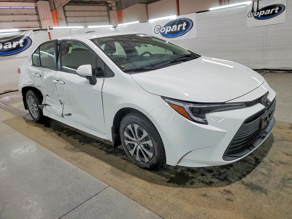 2026 TOYOTA COROLLA LE 4