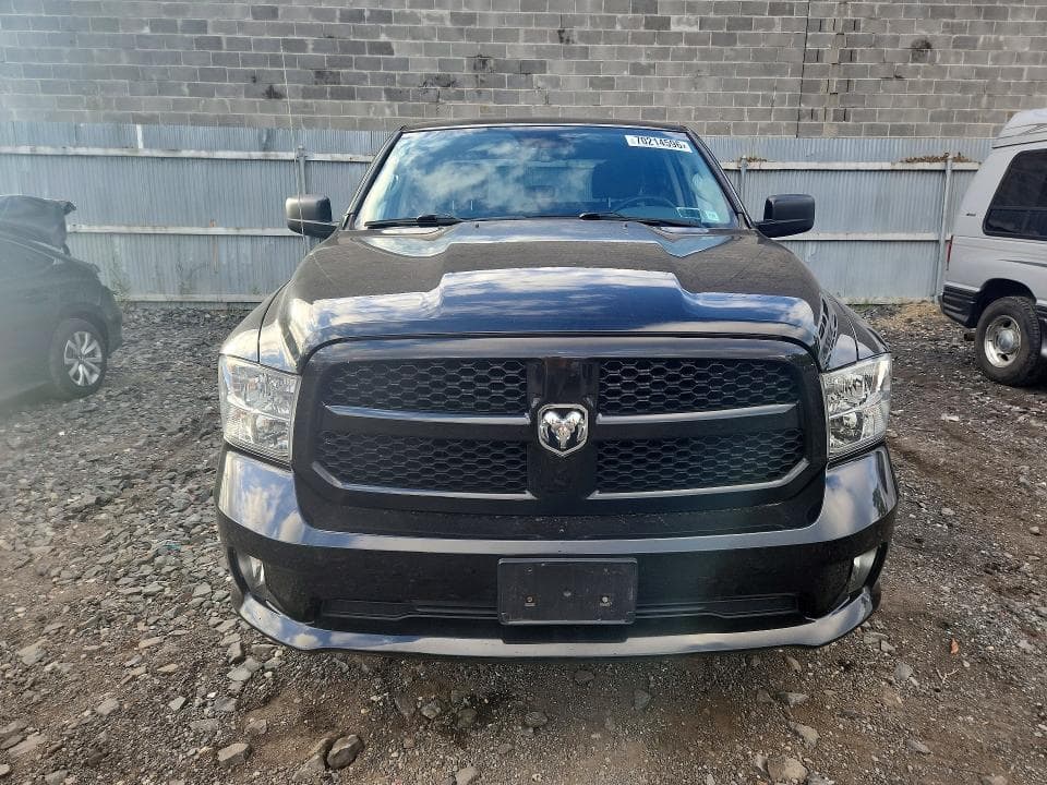 2017 RAM 1500 ST 5