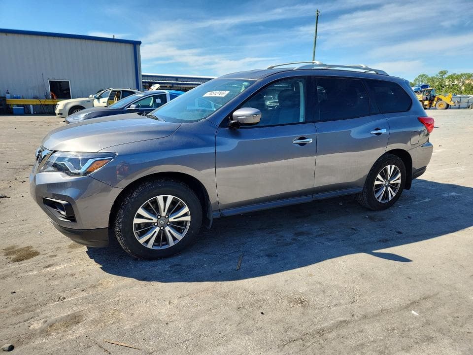 2017 NISSAN PATHFINDER S - 1
