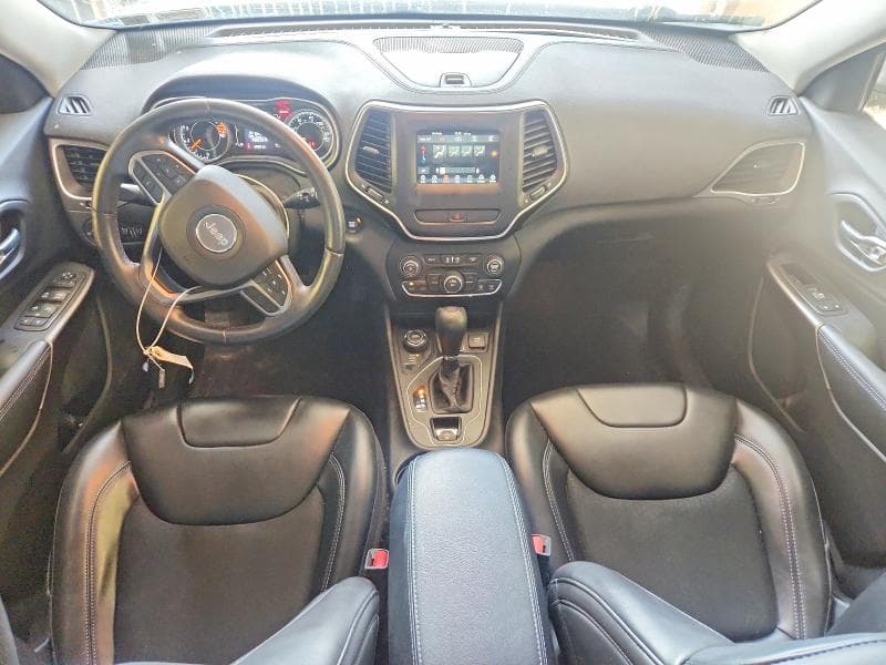 2019 JEEP CHEROKEE LATITUDE PLUS 8