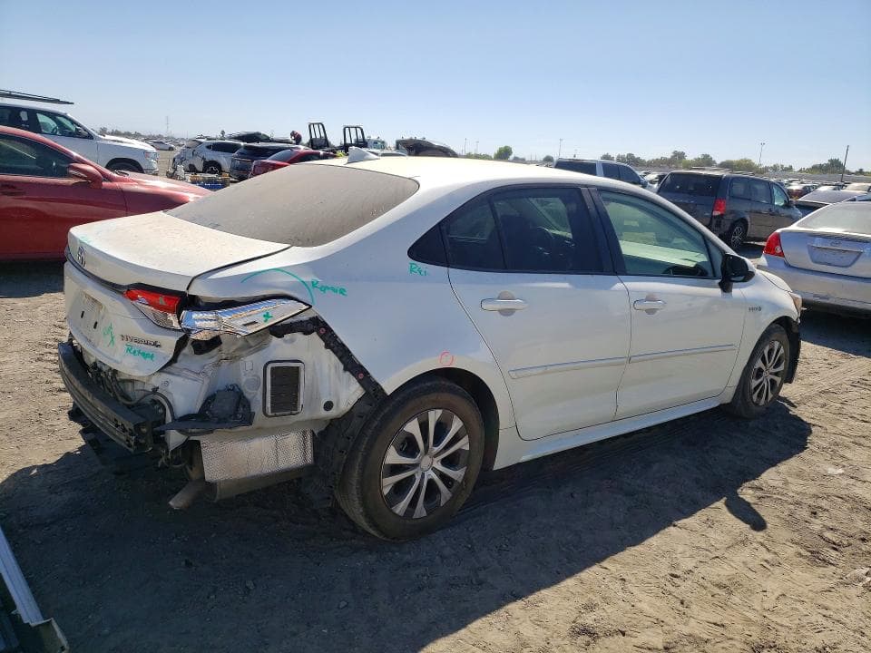 2021 TOYOTA COROLLA LE 3