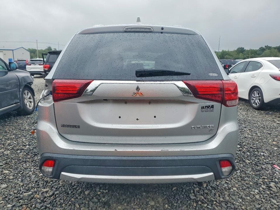2018 MITSUBISHI OUTLANDER SE 6