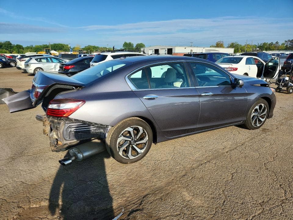 2017 HONDA ACCORD EX 3