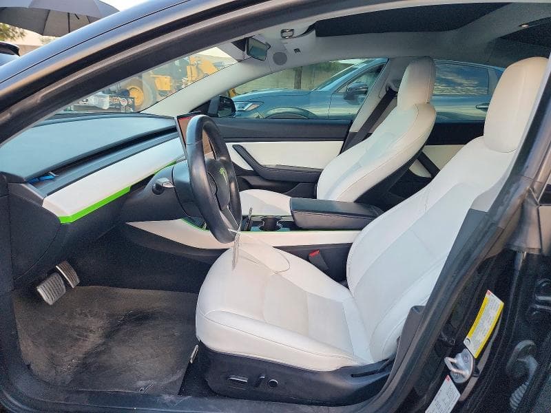 2018 TESLA MODEL 3 7