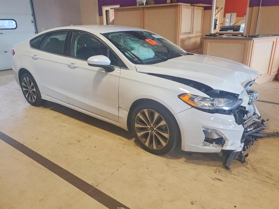 2020 FORD FUSION SE 4