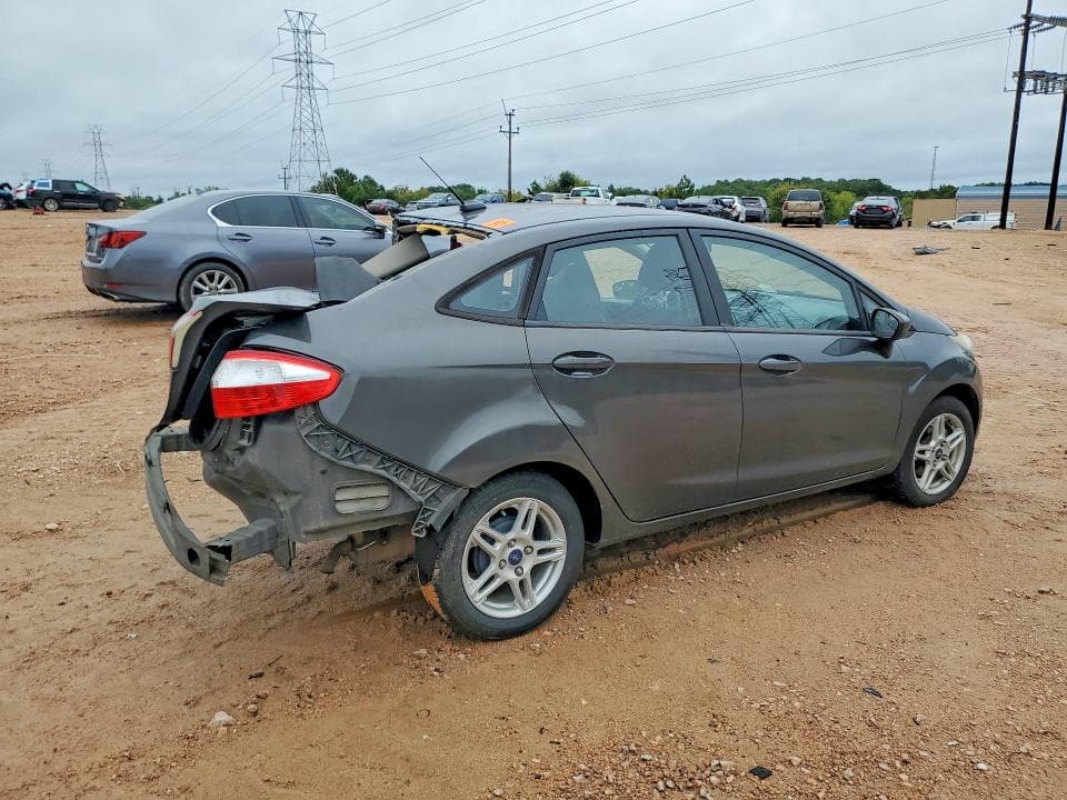2018 FORD FIESTA SE 3