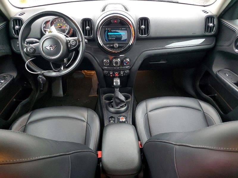 2019 MINI COOPER COUNTRYMAN 8