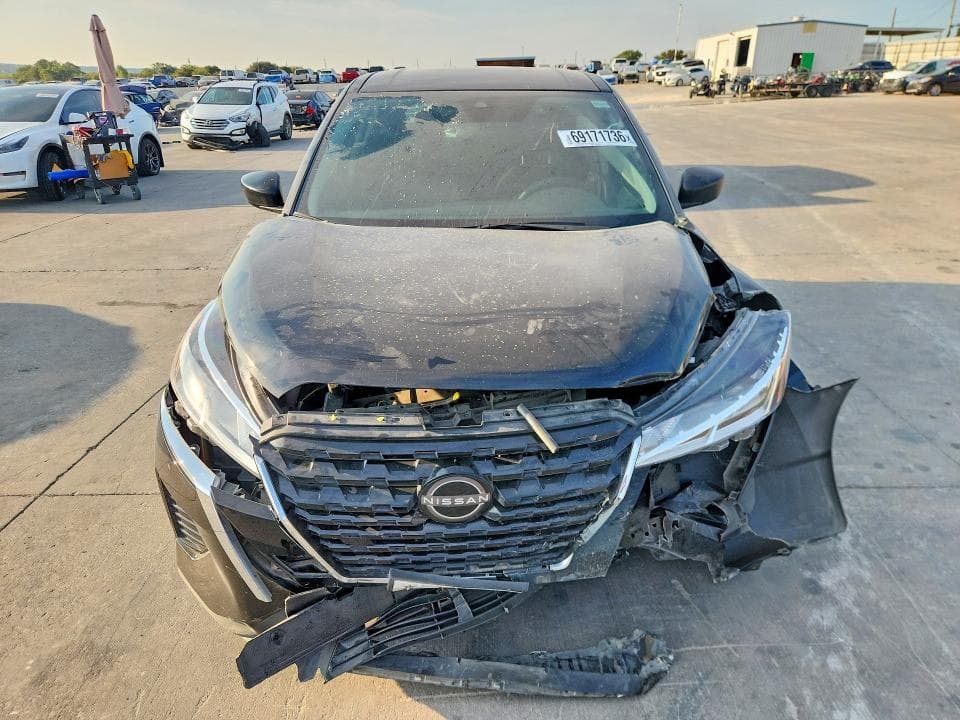 2024 NISSAN KICKS S 5
