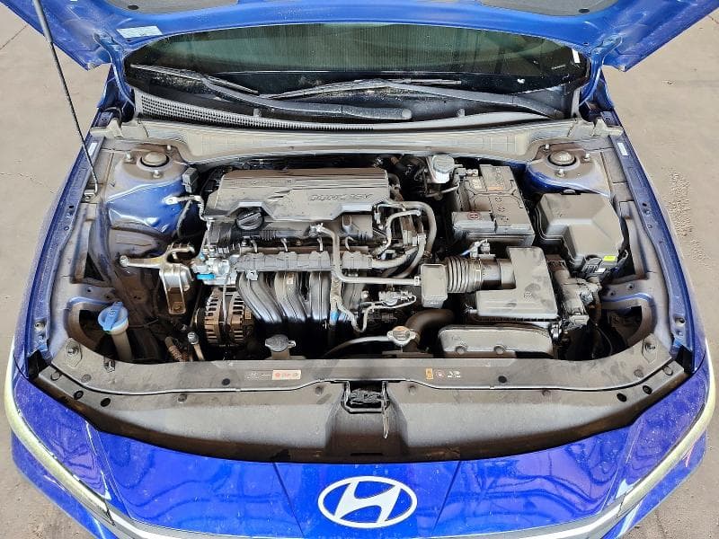 2025 HYUNDAI ELANTRA SE 11