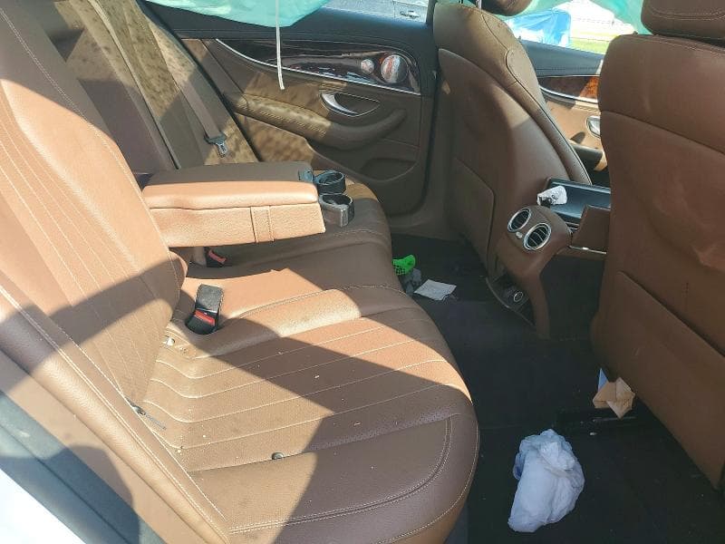 2017 MERCEDES-BENZ E 300 4MATIC 10