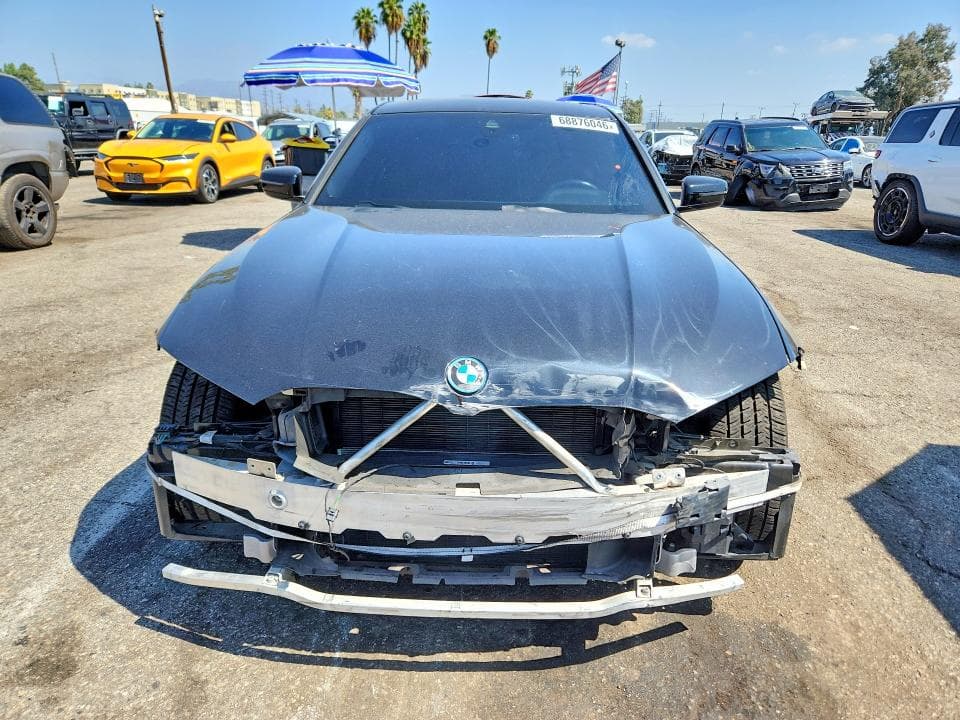 2022 BMW 330E 5