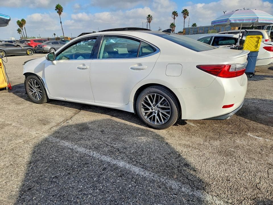 2017 LEXUS ES 350 2