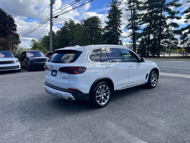 2025 BMW X5 XDRIVE50E 4