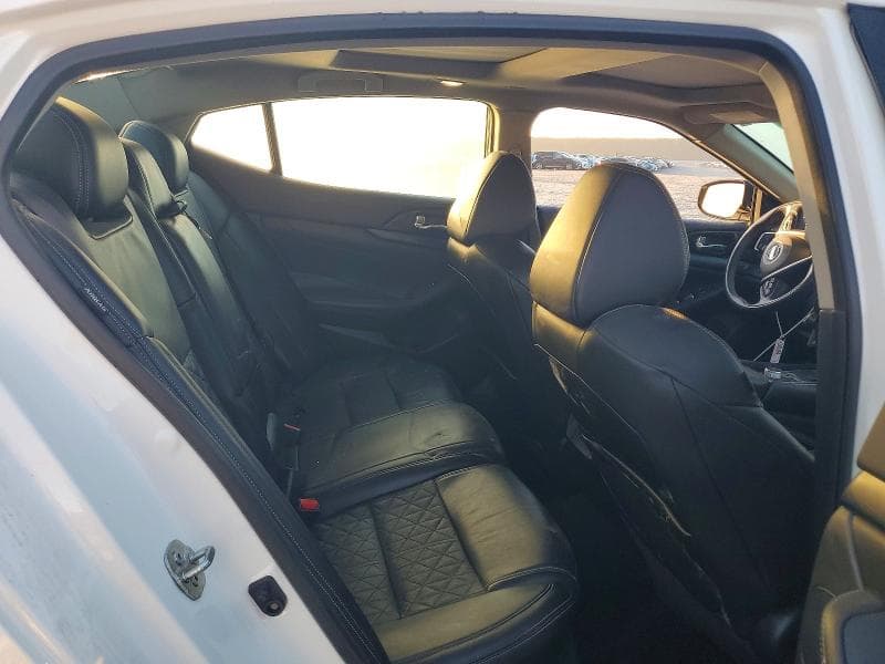2019 NISSAN MAXIMA PLATINUM 10