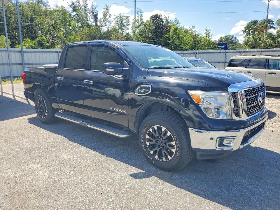 2017 NISSAN TITAN SV 4