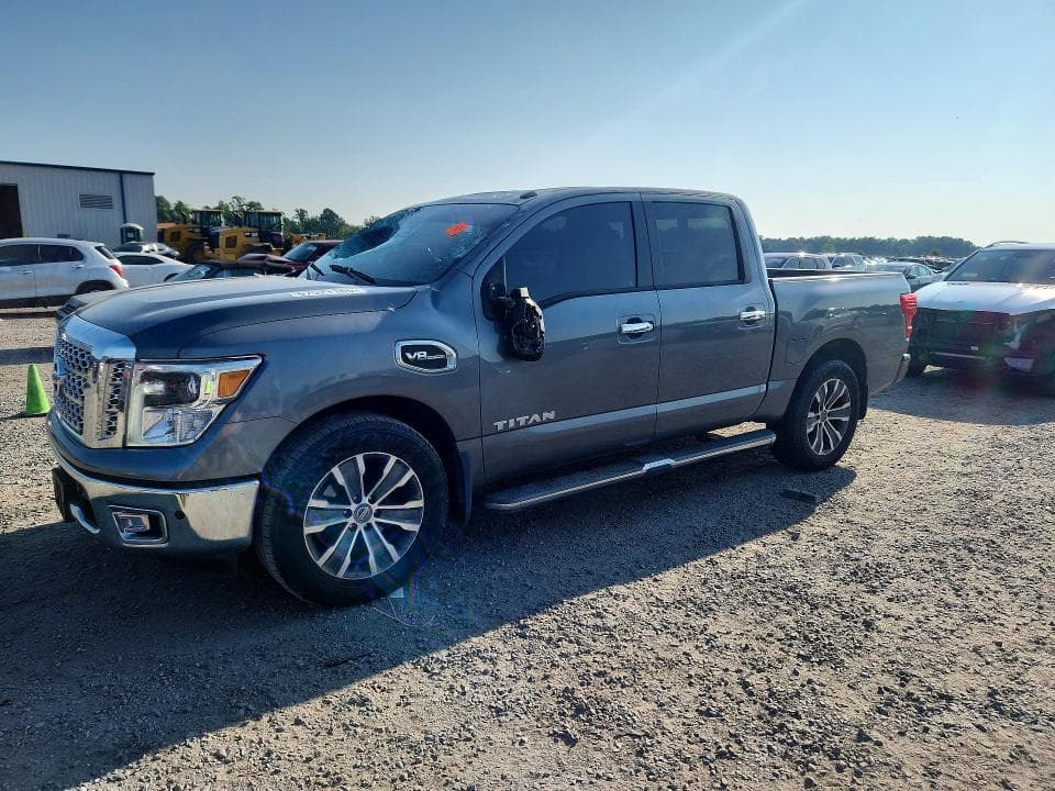 2017 NISSAN TITAN SL - 1