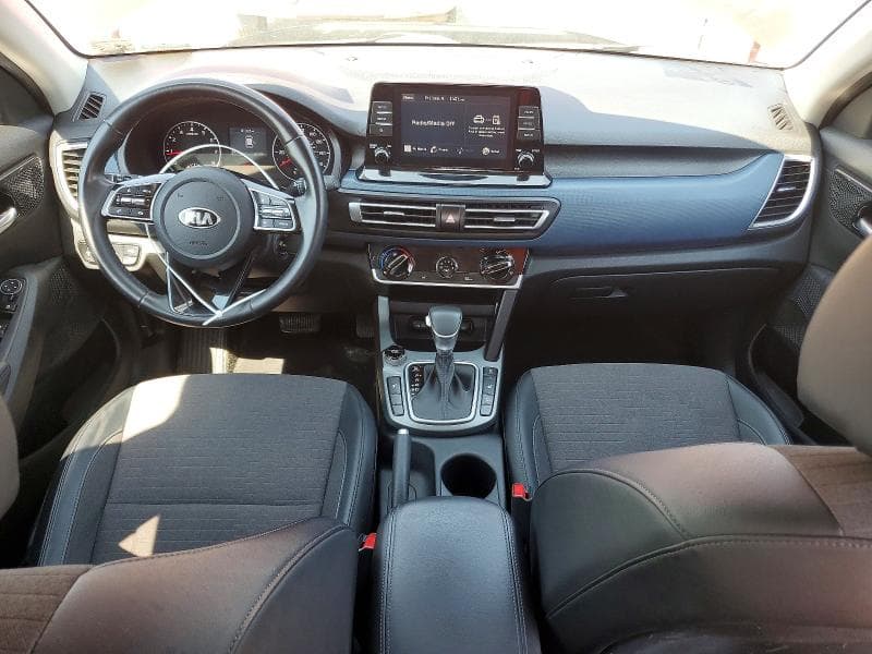 2021 KIA SELTOS S 8