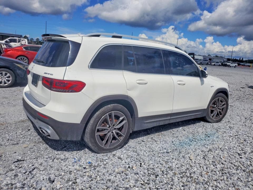 2021 MERCEDES-BENZ GLB AMG 35 4MATIC 3