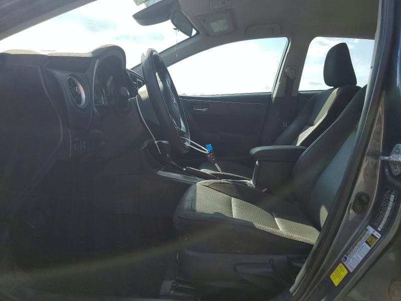 2017 TOYOTA COROLLA LE 7