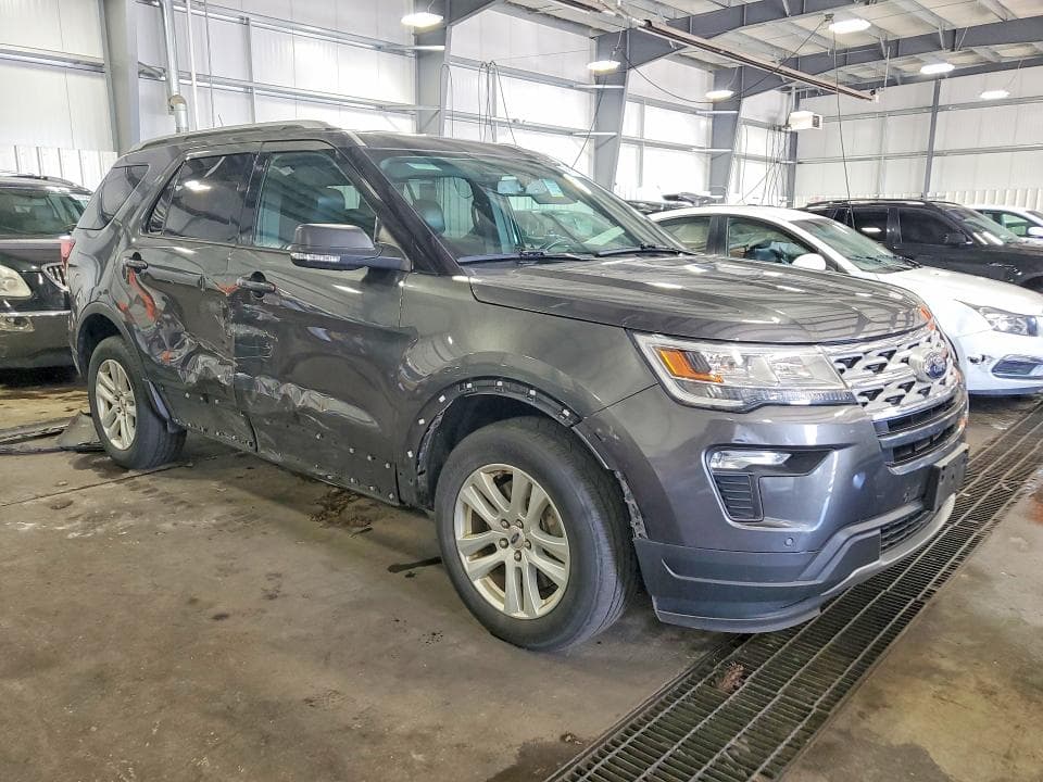 2019 FORD EXPLORER XLT 4