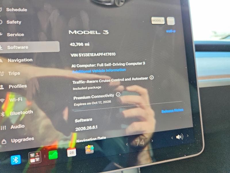 2023 TESLA MODEL 3 9
