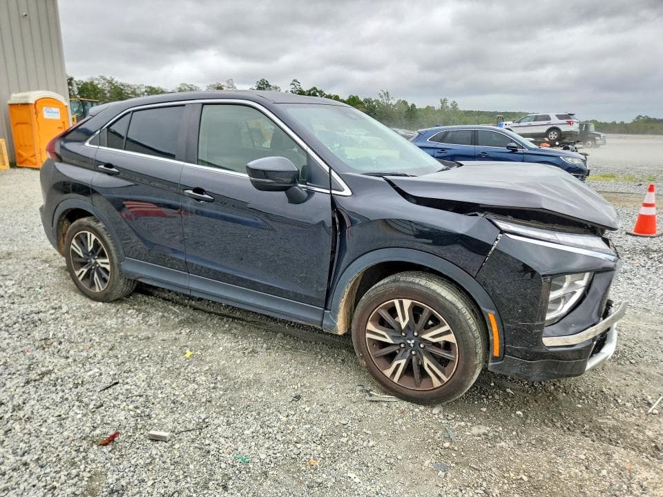 2024 MITSUBISHI ECLIPSE CROSS SE 4