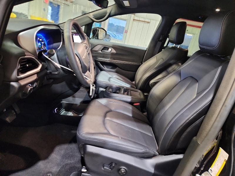 2027 CHRYSLER PACIFICA SELECT 7