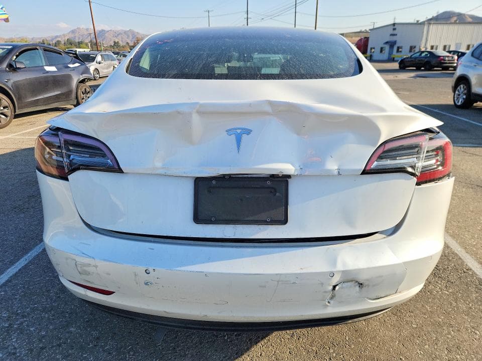 2019 TESLA MODEL 3 6