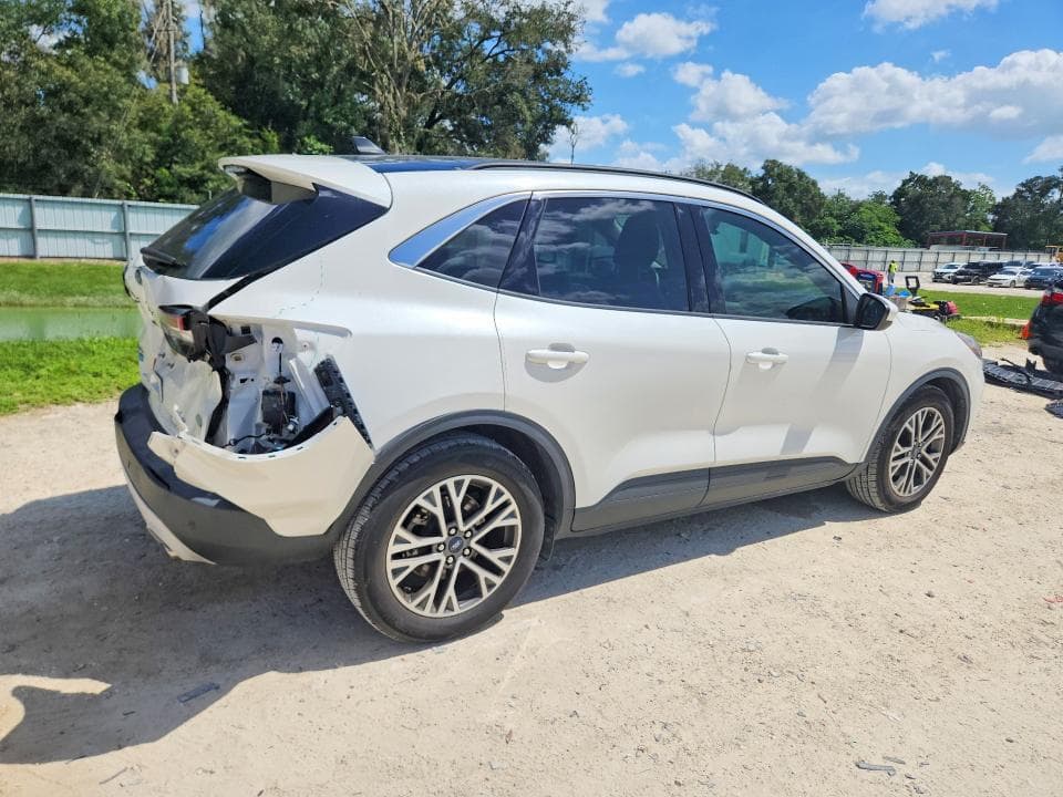 2020 FORD ESCAPE SEL 3