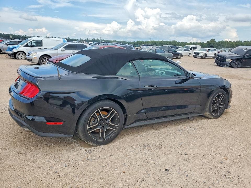 2020 FORD MUSTANG 3