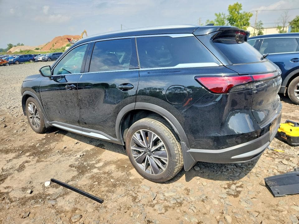 2026 INFINITI QX60 LUXE 2